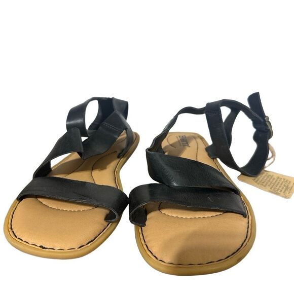 Born Ankle Strap Flat Sandal 6 Leather Cushioned Casual Comfort Black Imogen - Picture 2 of 8